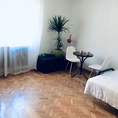 Flamingo Апартаменты *